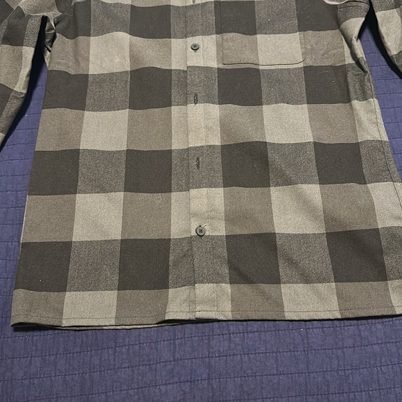 Lululemon button down - Picture 3 of 6